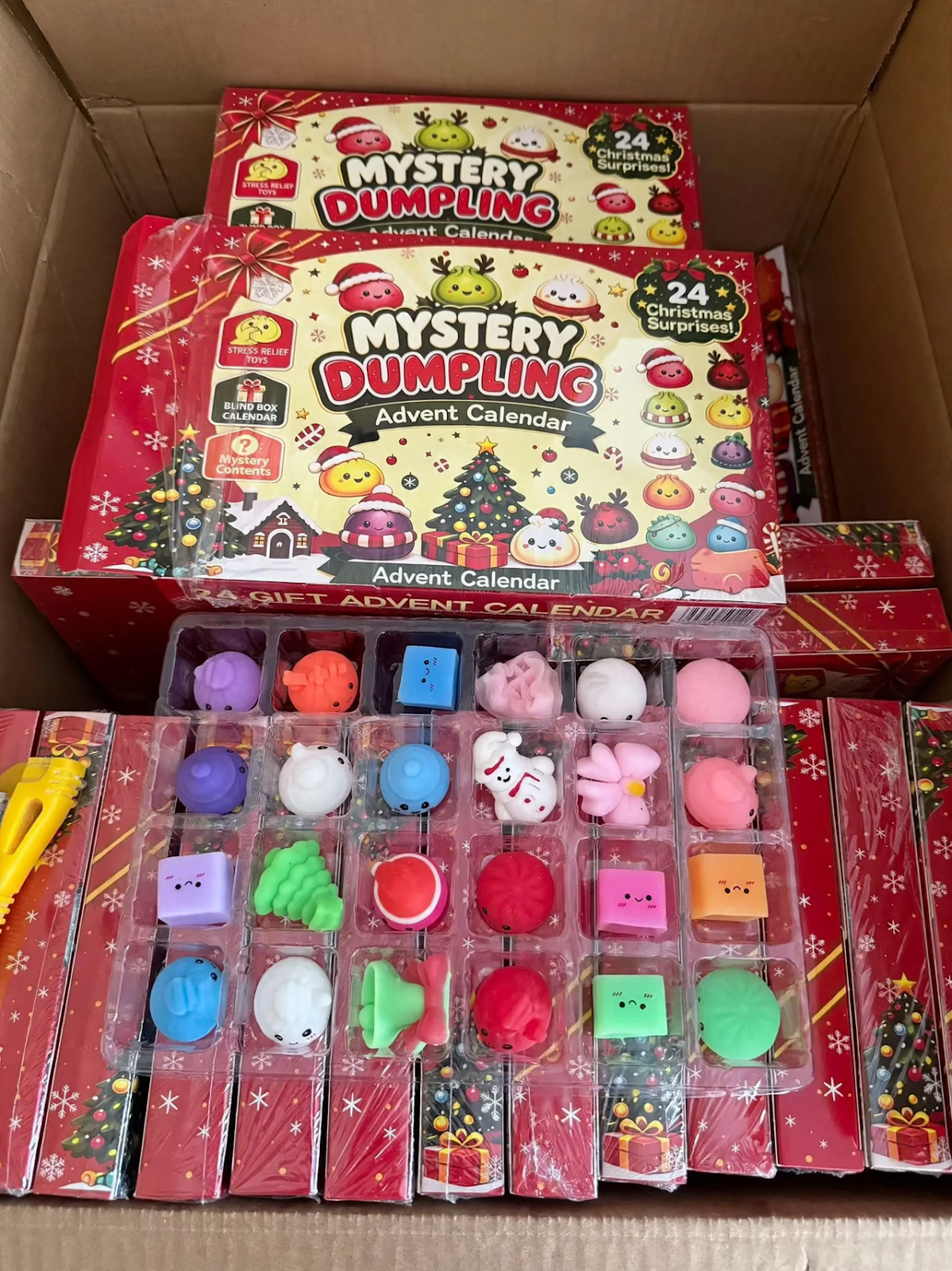 Christmas Advent Calendar with 24 Anti-Stress Figures